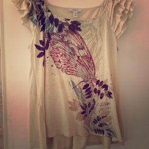 Cute summer top with feminine detail